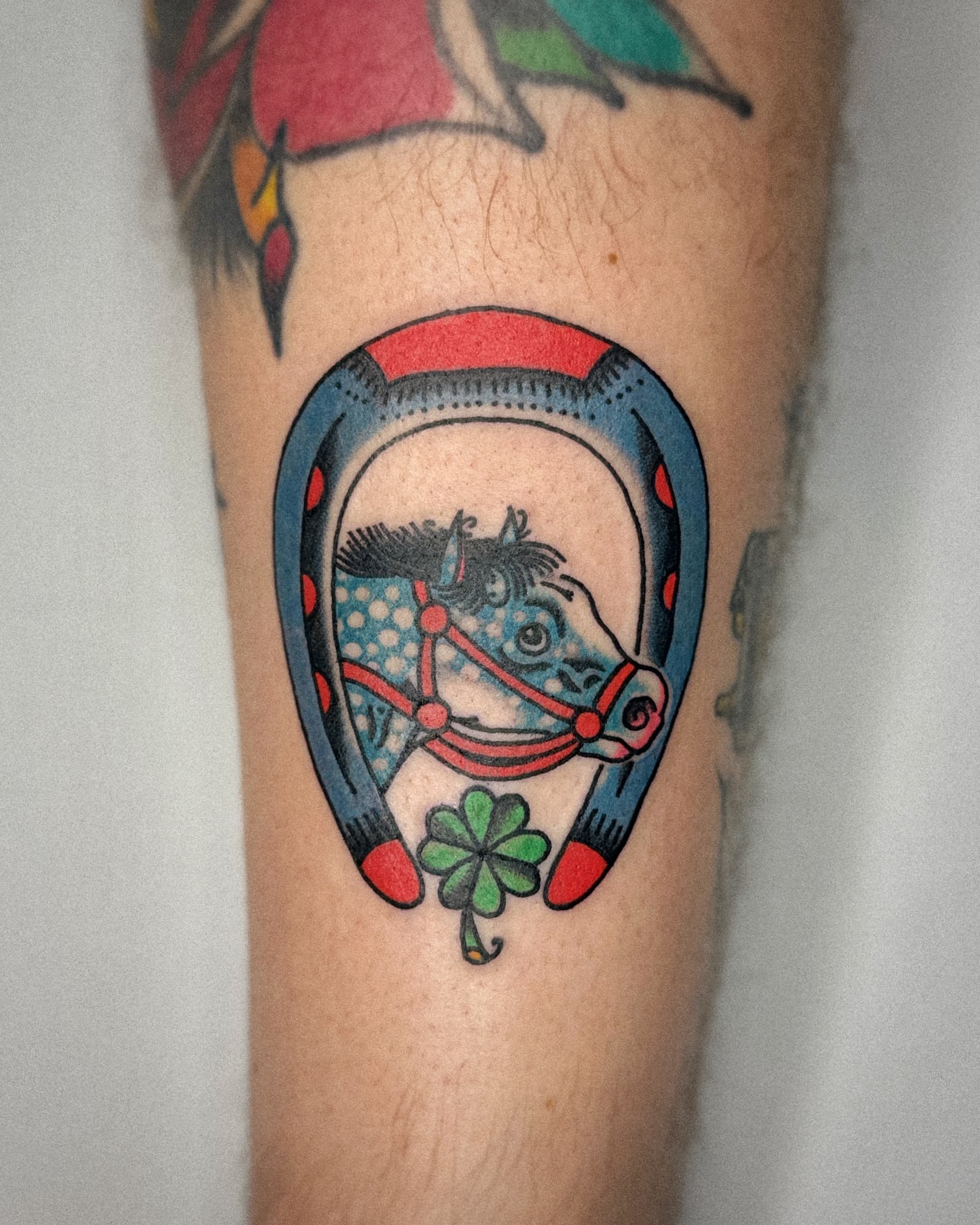 Mapache Studio - Artyści Mapache Studio - Artyści